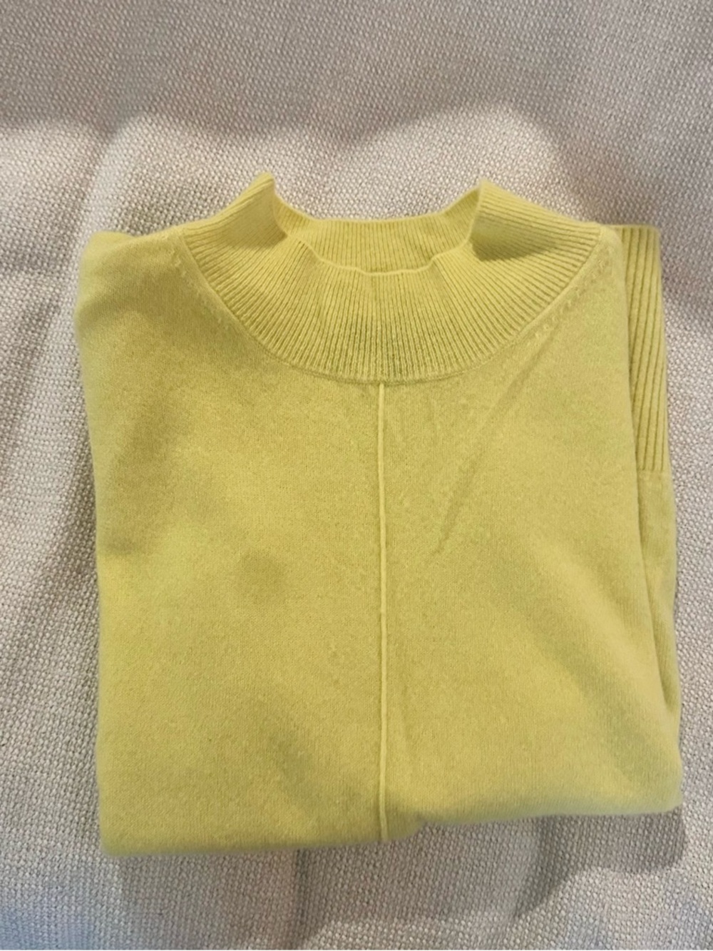 Banana Republic Lime 100% Cashmere Sweater